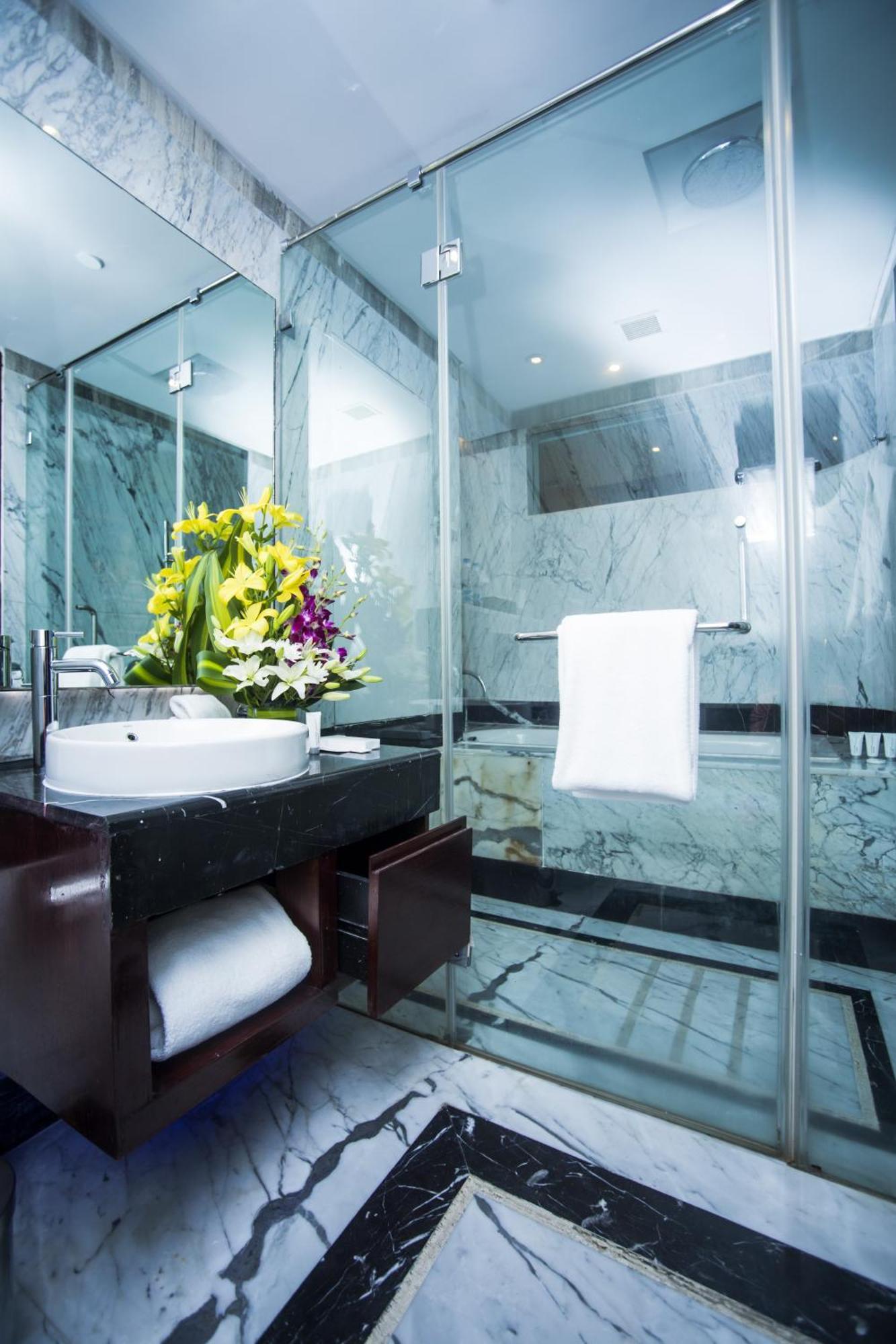 Le Meridien Коимбаторе Екстериор снимка