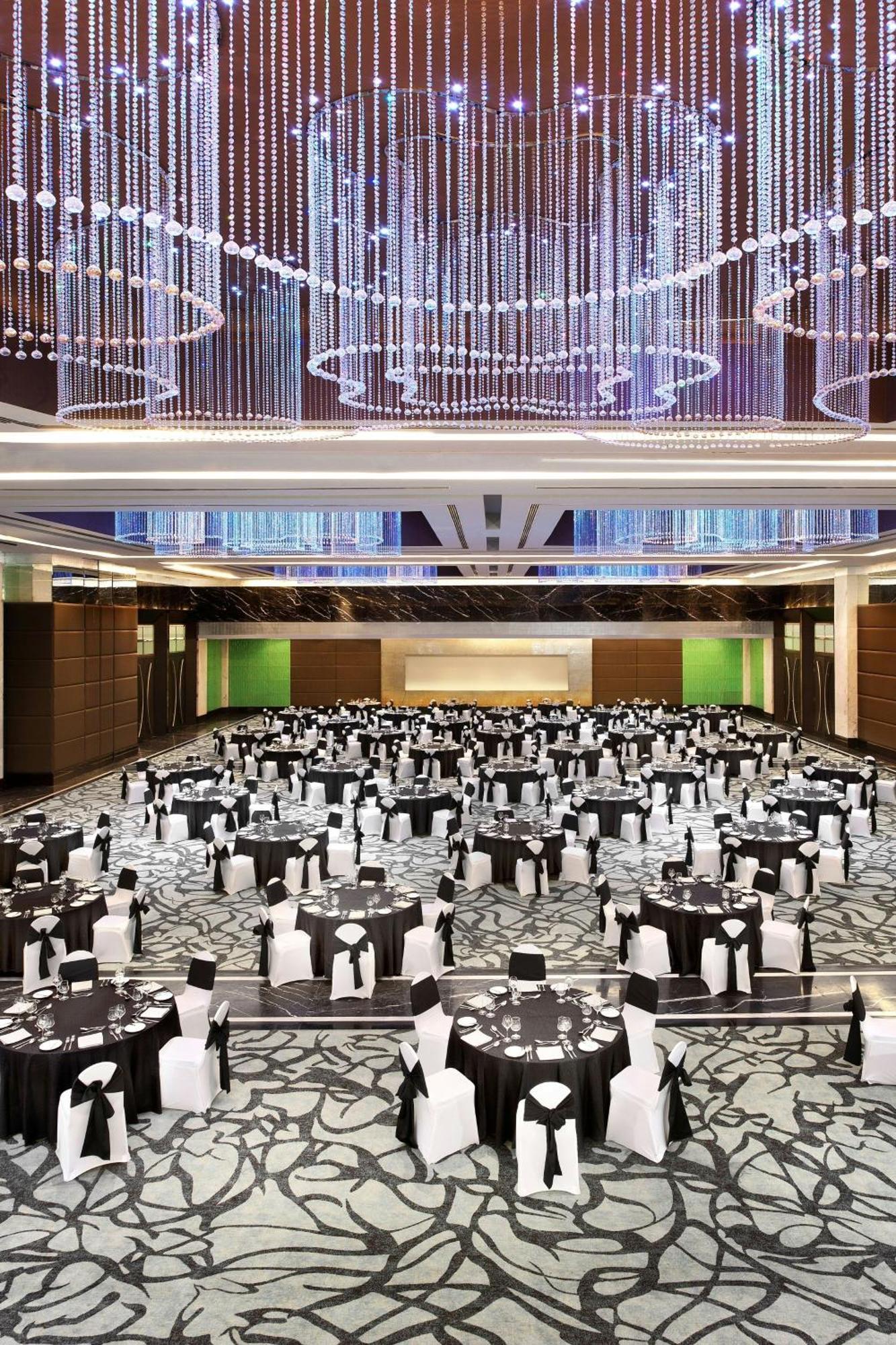 Le Meridien Коимбаторе Екстериор снимка