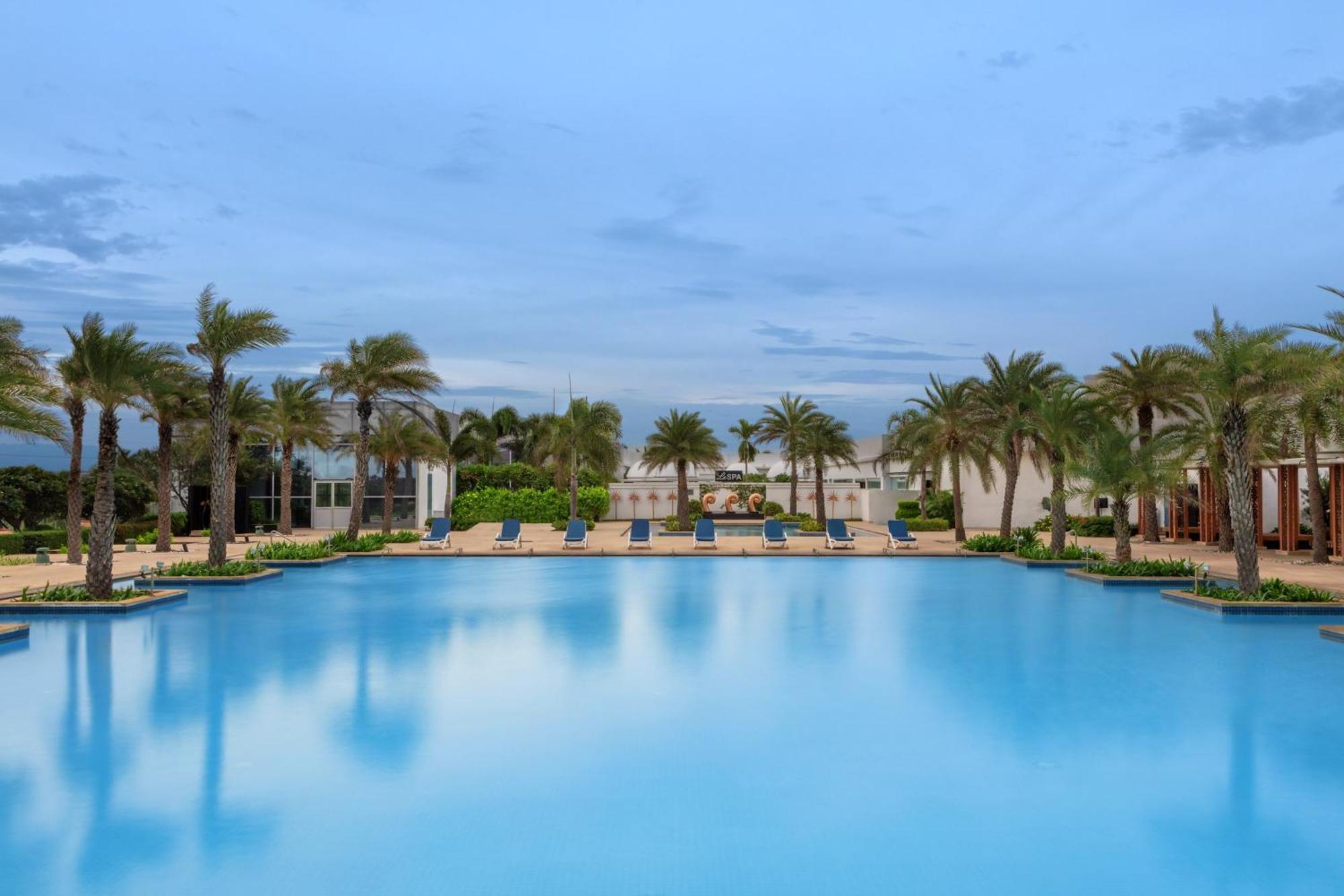 Le Meridien Коимбаторе Екстериор снимка