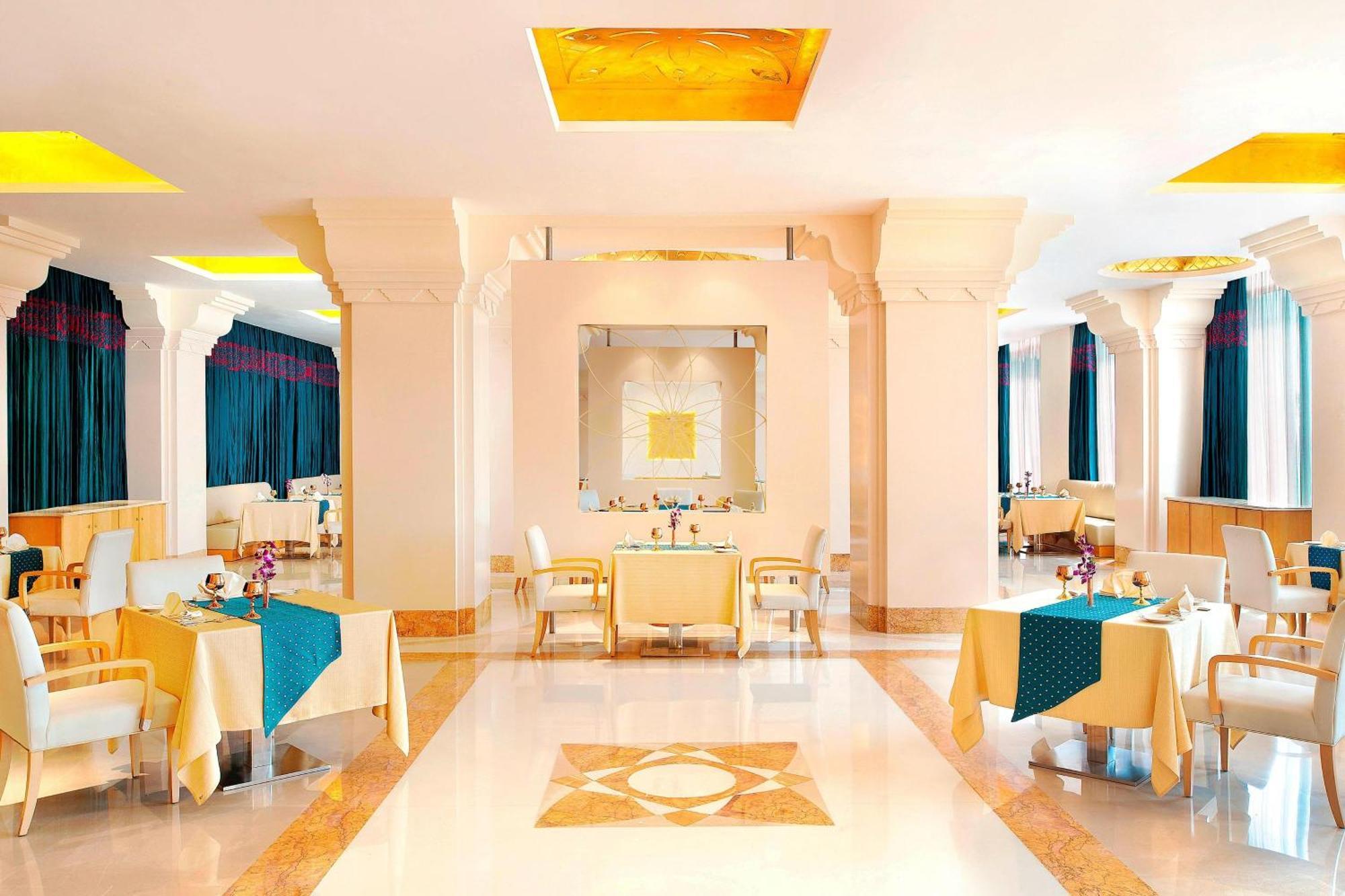 Le Meridien Коимбаторе Екстериор снимка